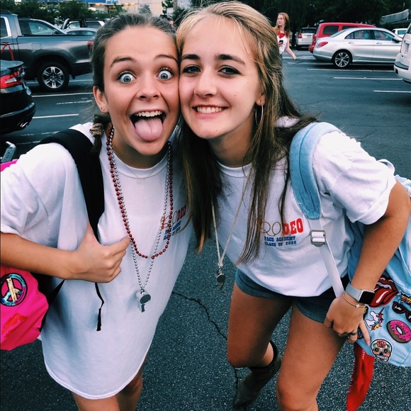 Meet your Posher, Virginia - Picture 1 of 2